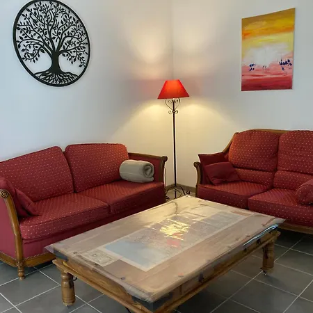 La Casa Tara * Prades (Pyrenees-Orientales)